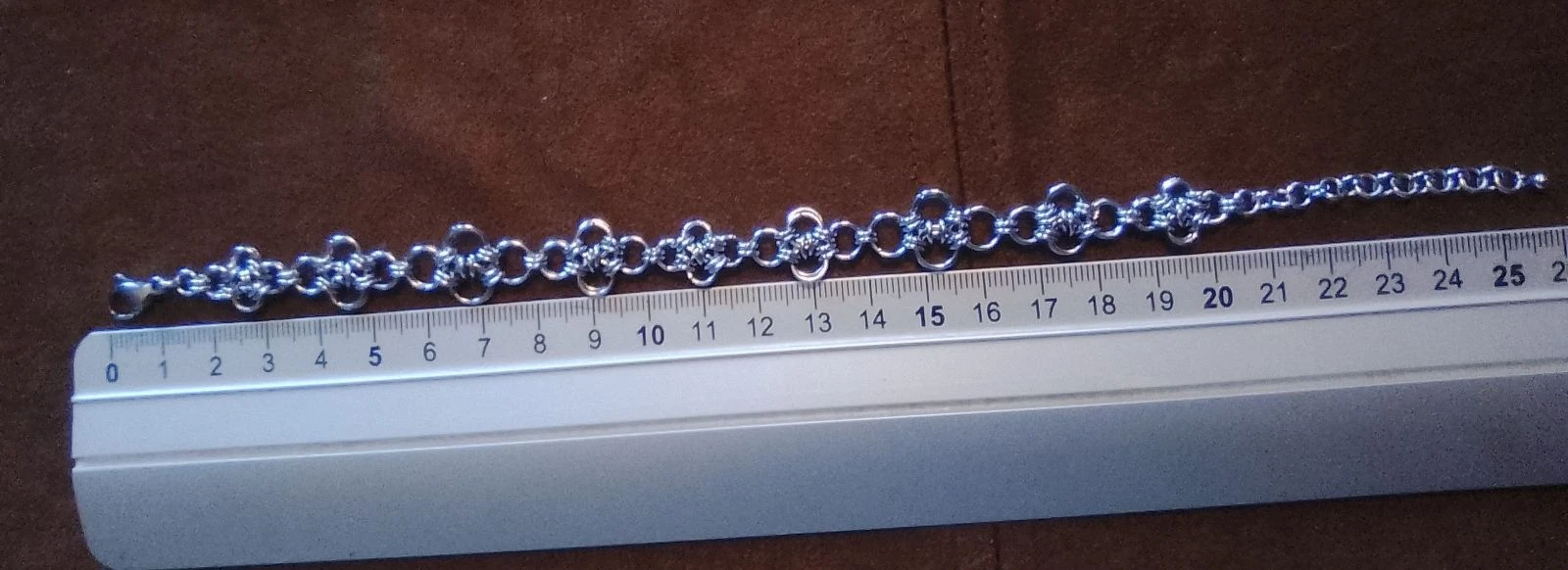 Unisex Japanese chainmail crescent bracelet – photo 4